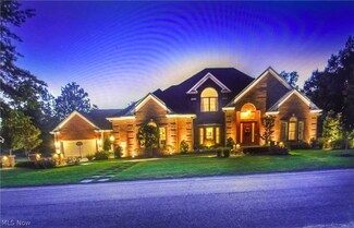 315 Red Rock Run, Cortland, OH 44410