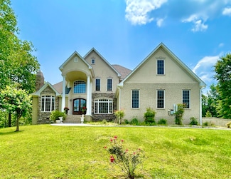 201 Allison Dr, Stearns, KY 42647