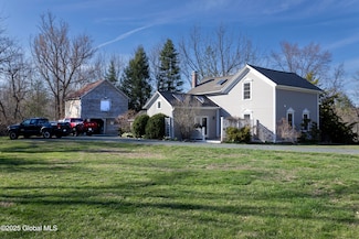 1144 Brookview Station Rd, Castleton On Hudson, NY 12033