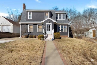 1640 Fairview Ave, Manhattan, KS 66502