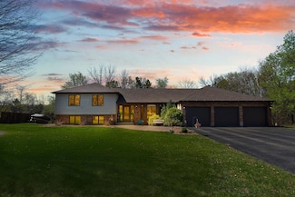 3685 Birchpond Rd, Saint Paul, MN 55122