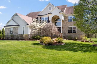 6757 N Meadows Way Unit 40, Dexter, MI 48130