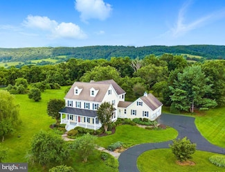34844 Apple Pride Ct, Round Hill, VA 20141