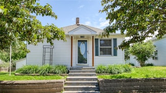 710 N 3rd St, Bruce, WI 54819