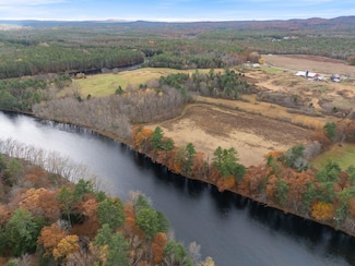 697 Sokokis Ave, Limington, ME 04049