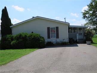 4833 Timberview Dr, Ravenna, OH 44266
