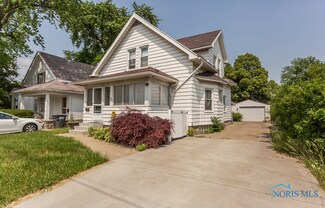 4112 Harris St, Toledo, OH 43613