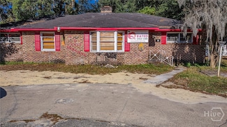 110 E Derenne Ave, Savannah, GA 31405