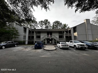 6214 Harbourside Dr, New Bern, NC 28560
