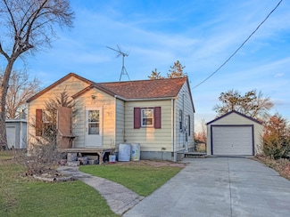 314 Mc Arthur St, Tyler, MN 56178