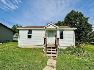 1220 Olive St, Collinsville, IL 62234