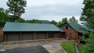 3644 Wears Mountain Ln, Sevierville, TN 37862