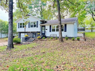 1020 S Adams St, Nevada, MO 64772