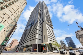 235 W Van Buren St Unit 3105, Chicago, IL 60607