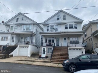 209 Indiana Ave, Shenandoah, PA 17976