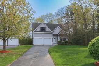 10 Dickens Ln, Tyngsboro, MA 01879