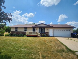 6539 N South 5th St, Evansville, WI 53536