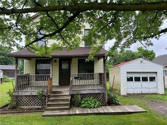 1288 Standard Ave, Masury, OH 44438