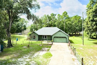 1135 Peterson Rd, Pierson, FL 32180