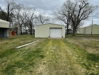 454 W Lakeview Ave, Ketchum, OK 74349