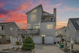 315 Gerrard Ave, Seaside Park, NJ 08752