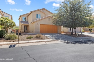 917 W Placita Canalito, Green Valley, AZ 85614