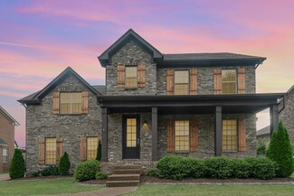 120 Cannons Crossing, Hendersonville, TN 37075