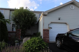 1431 Yorktown Dr, Lawrence, PA 15055