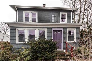 712 Boylston St, Newton Highlands, MA 02461