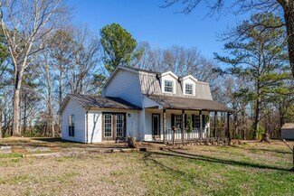 1722 Memory Ln NW, Hartselle, AL 35640