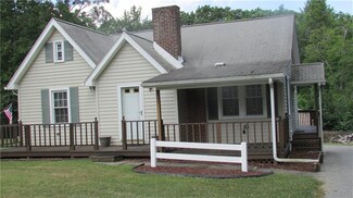 623 State Route 208, Pulaski, PA 16143