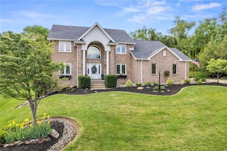 925 Giovanni Ln, Irwin, PA 15642