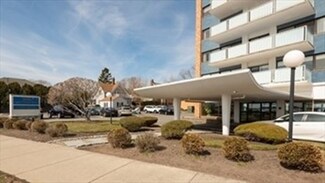 300 Lynn Shore Dr Unit 102, Lynn, MA 01902