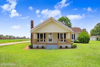 324 E Church St, Calypso, NC 28325