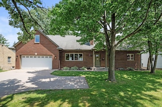 6301 France Ave S, Edina, MN 55410