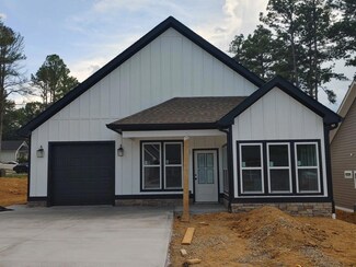 1215 Parkstone Dr, Cleveland, TN 37312