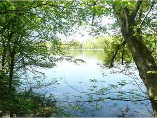 72 River Dr, Hadley, MA 01035