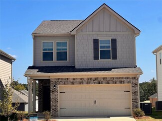 2743 Stokes Dr, Opelika, AL 36804