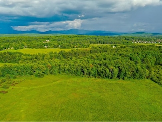 51 Rainy View Ln, Essex, VT 05452