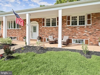 1736 Rhodesia Ave, Fort Washington, MD 20744