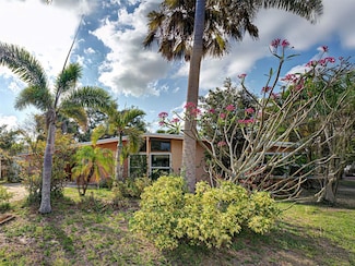 602 Bonito Ave, Nokomis, FL 34275