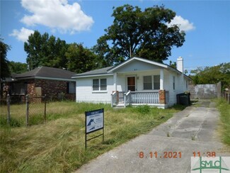 813 Carver St, Savannah, GA 31415