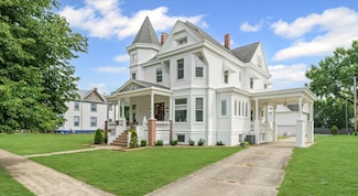 242 W Center St, Paxton, IL 60957
