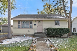 461 W Oriole Trail, Cary, IL 60013