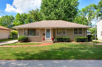 3917 Shawnee Ave, Des Moines, IA 50310