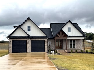 110 Hummingbird Way, Killen, AL 35645