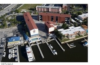 750 River Point Dr Unit 1, Naples, FL 34102