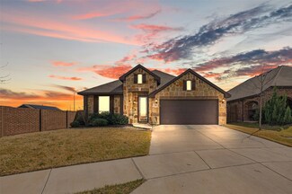 4101 Snowberry Ln, Crowley, TX 76036