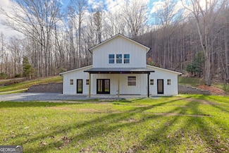 472 Hogsed Dr, Hayesville, NC 28904