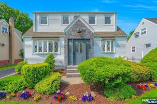 194 Charlton Ave, Lodi, NJ 07644
